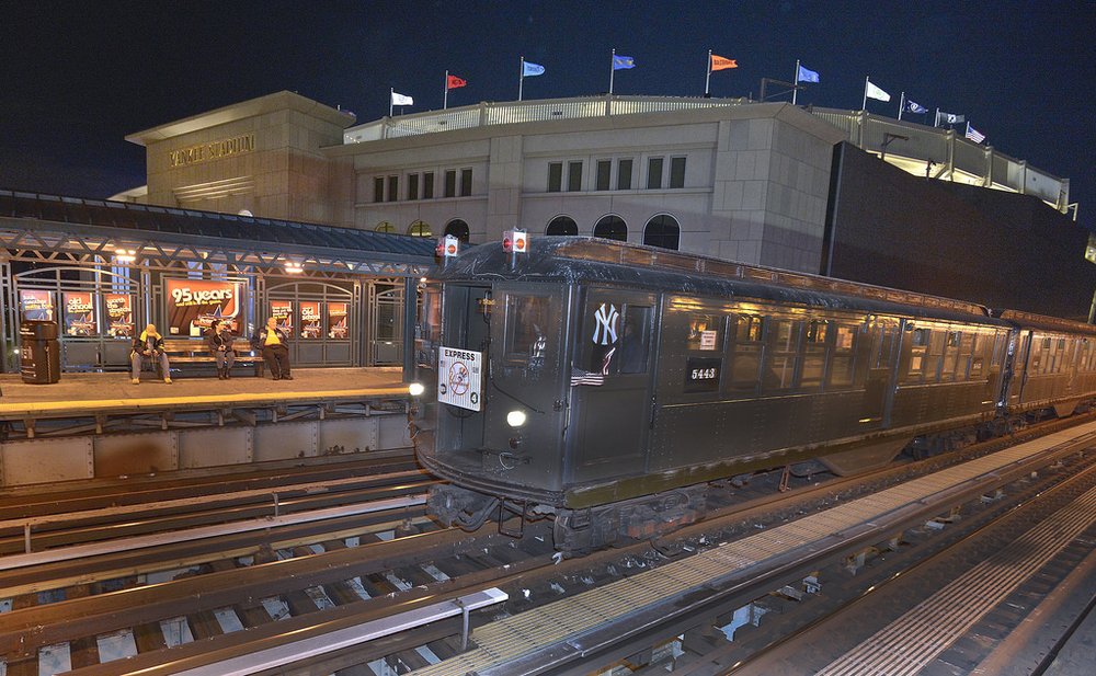 35eb6026a8077984881_1133bbdccb_b-jpg.jpeg The train during the 2012 ALDS (<A href="https://www.flickr.com/photos/mtaphotos/8077984881/in/photolist-e7XNGN-e7XNHf-e7S8Gp-e7S8FT-mSwr6p-diPMtp-e7XNL5-e7XNMG-e7XNKf-diPJVh-e7Sca6-e7XSfC-e7ScyR-e7Scq8-e7Scie-e7XSqQ-e7Scx6-e7XSsU-e7XSmu-e7XSij-e7XSrb-e7Scc2-rZfbBg-rZb2dR-rZ7EkL-r3f3VU">MTA Photos</a>)