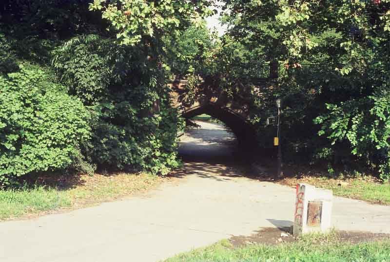 Greywacke Arch, 1980s. (Courtesy of the Central Park Conservancy)