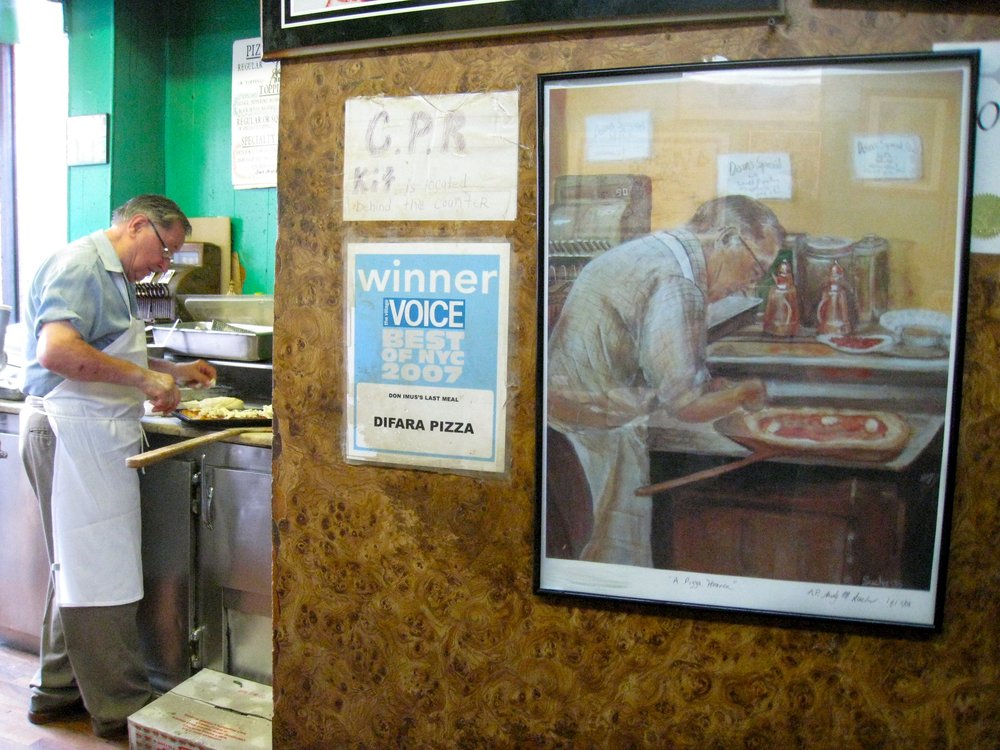 A photo of Dom DeMarco at Di Fara's in 2009