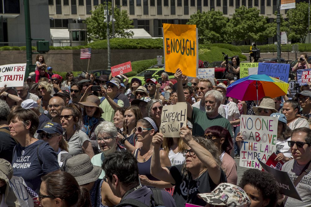 3c4f45a3eimpeachtrumprally-9-jpg.jpeg
