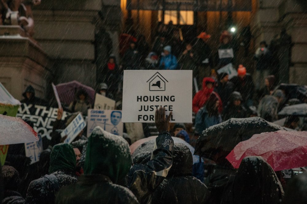3f523909f111618cuomohousingcrisismarchsnow-3-jpg.jpeg