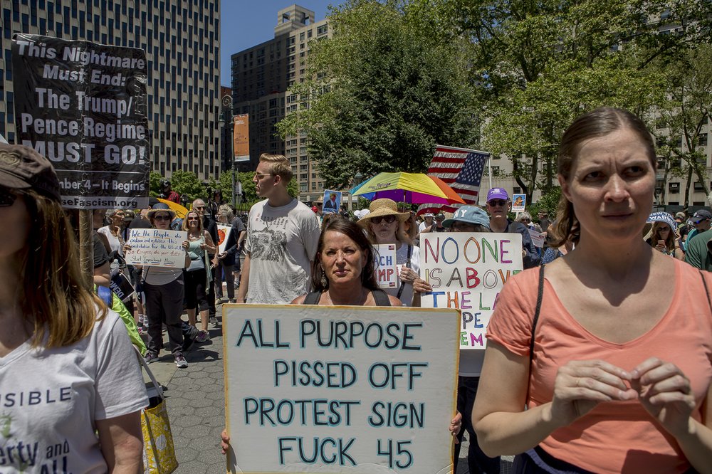 3f6dbbc7eimpeachtrumprally-48-jpg.jpeg