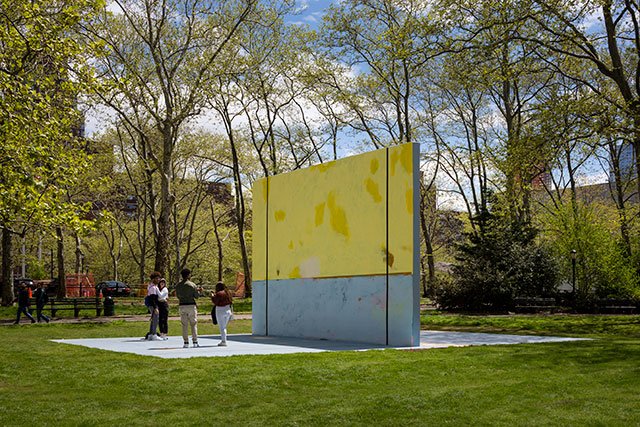 4-Ancart-7611.jpg Harold Ancart, Subliminal Standard at Cadman Plaza Park presented by Public Art Fund, 2019, Photo: Nicholas Knight, Courtesy Public Art Fund, NY