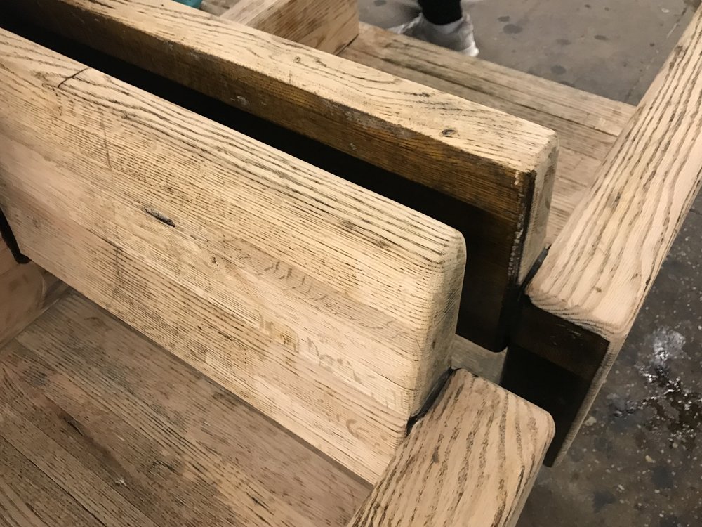 They haven't been sanding the backs of the benches.<br>