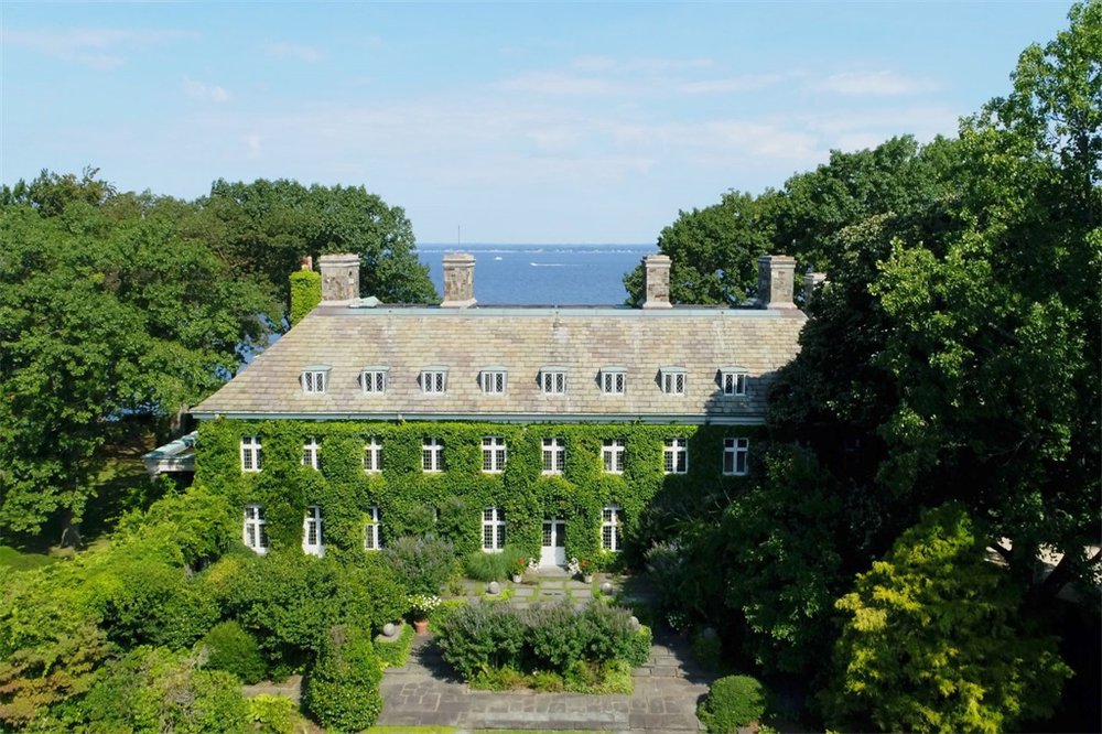 45f789085imagereader-2-jpeg.jpeg The manor house<br>