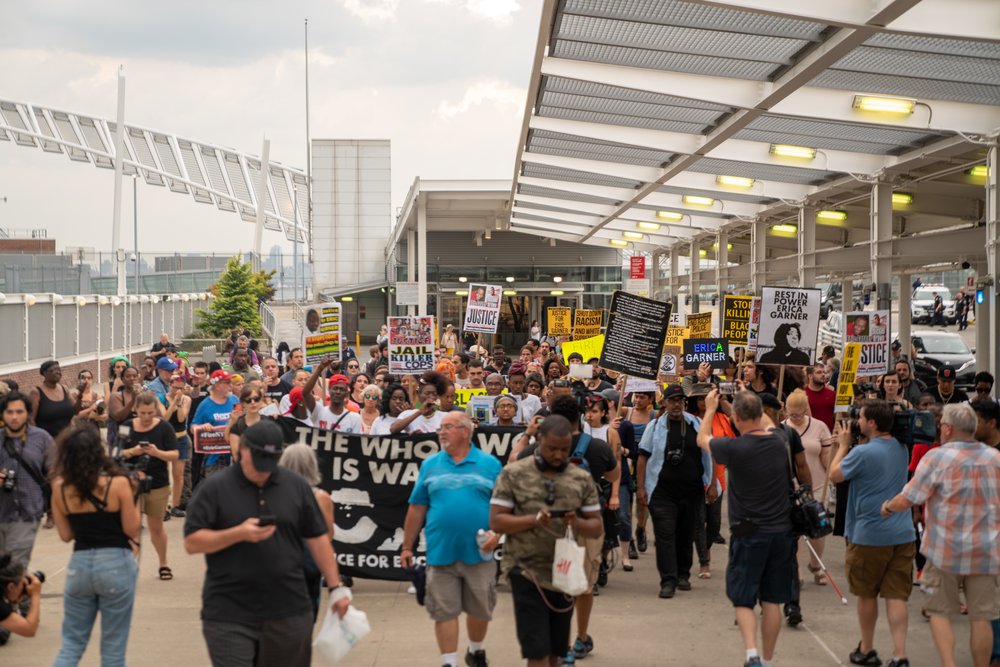 Protesters at the Staten Island Ferry Terminal<br>