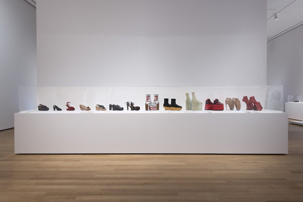 Installation view of Items: Is Fashion Modern? The Museum of Modern Art, New York, October 1, 2017-January 28, 2018. © 2017 The Museum of Modern Art. Photo: Martin Seck