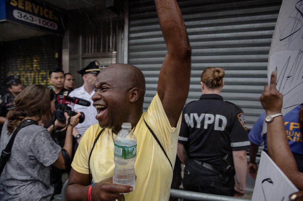 4ff3a51a520180807gothamist_nailsalonprotest-24-jpg.jpeg Protesters on Nostrand Avenue.<br>