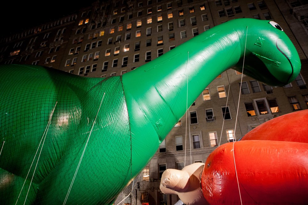 527246c99.jpeg The Sinclair Oil dinosaur<br>