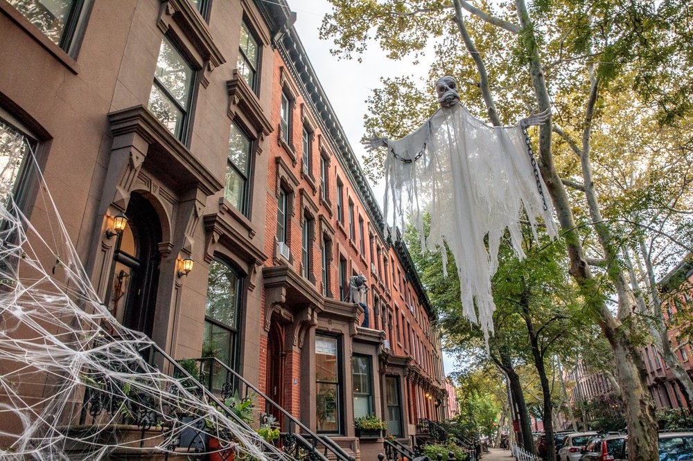 542141e7dcarrollgardenscobblehillhalloweendecorations-56-jpg.jpeg
