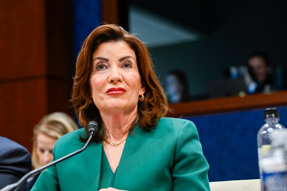Gov. Hochul is under pressure from local elected officials in Brooklyn to impose fines on an Atlantic Yards developer.