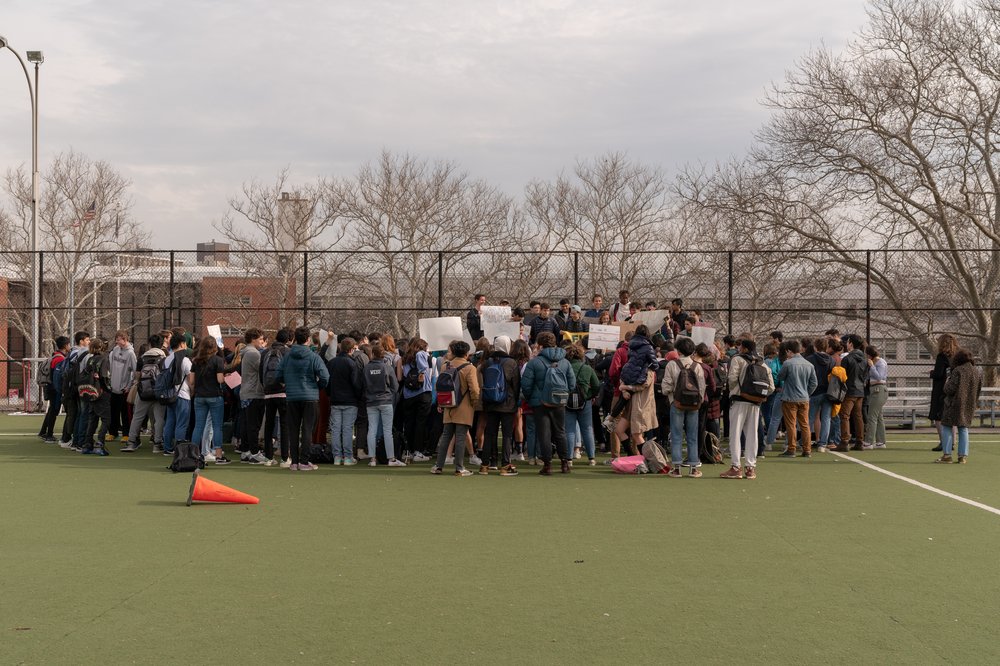 59df7e587dsc01254-jpg.jpeg Bronx Science high school students (<a href="http://dispatch.nyc/">David "Dee" Delgado</a> / Gothamist)