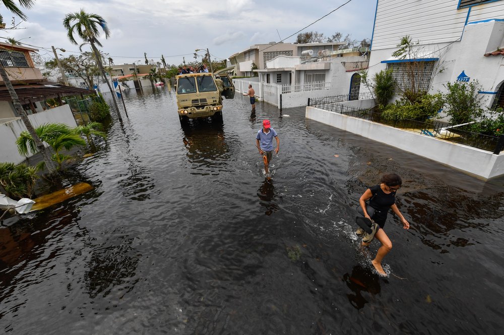 5d875fa8bgovernor-arrives-in-puerto-rico-to-provide-emergency-goods-and-services-at-official-request-of-governor-ricardo-rossell_37250387071_o-jpg.jpeg
