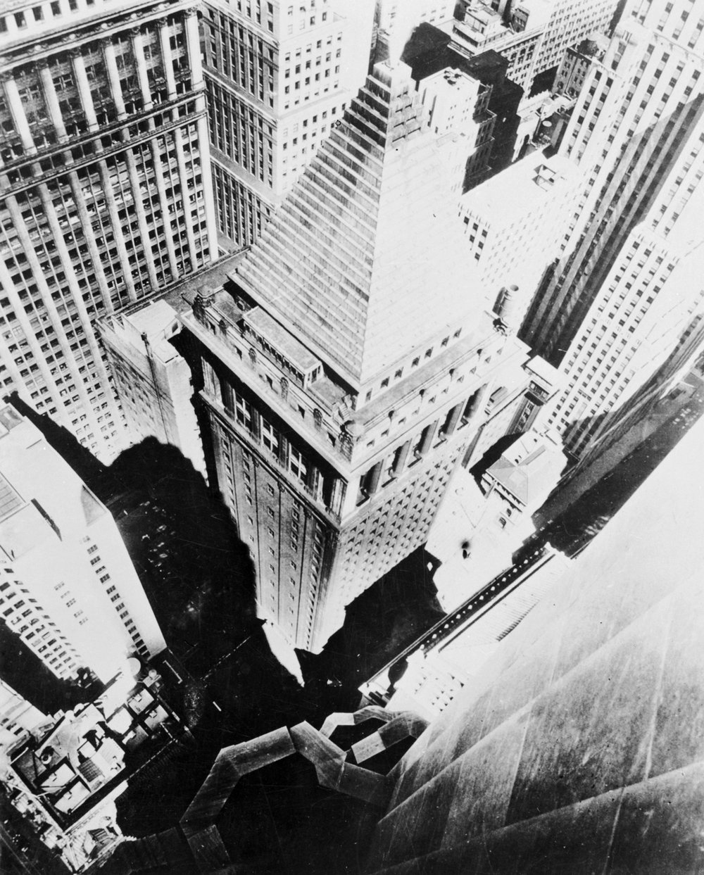 610d251a9.jpeg The Bankers Trust Building in New York City, 1931.