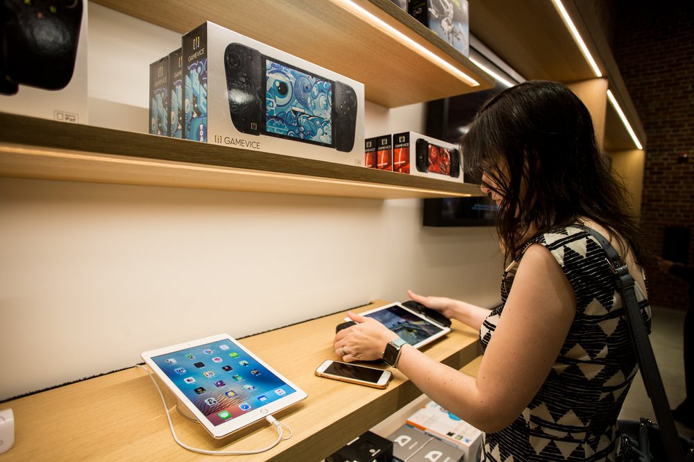 645a9cf22072816applestore11-jpg.jpeg