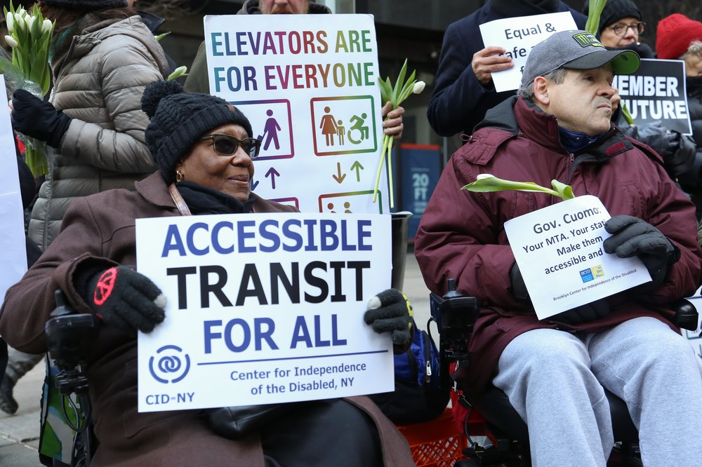 65d3a20dcimg_9029-jpg.jpeg Monica Bartley (L) and Robert Acevedo at the 7th Avenue subway station at 53rd Street on January 30, 2019<br>