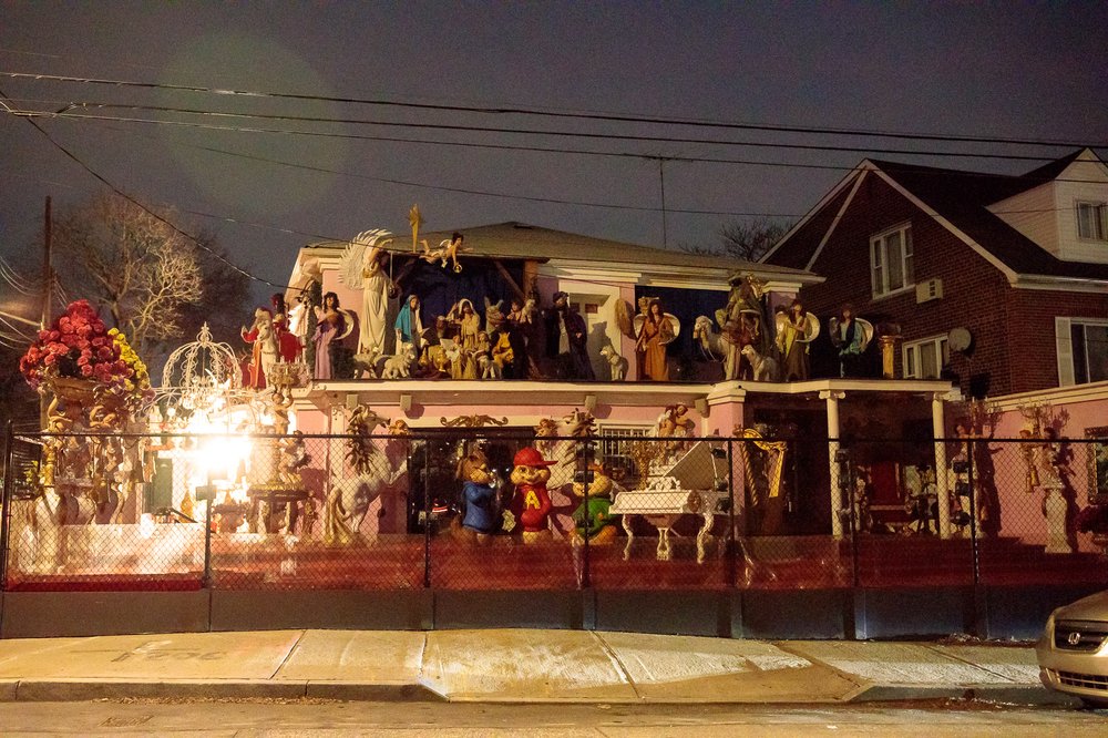 67432488bbronxholidayhouse-todseelie-1-jpg.jpeg