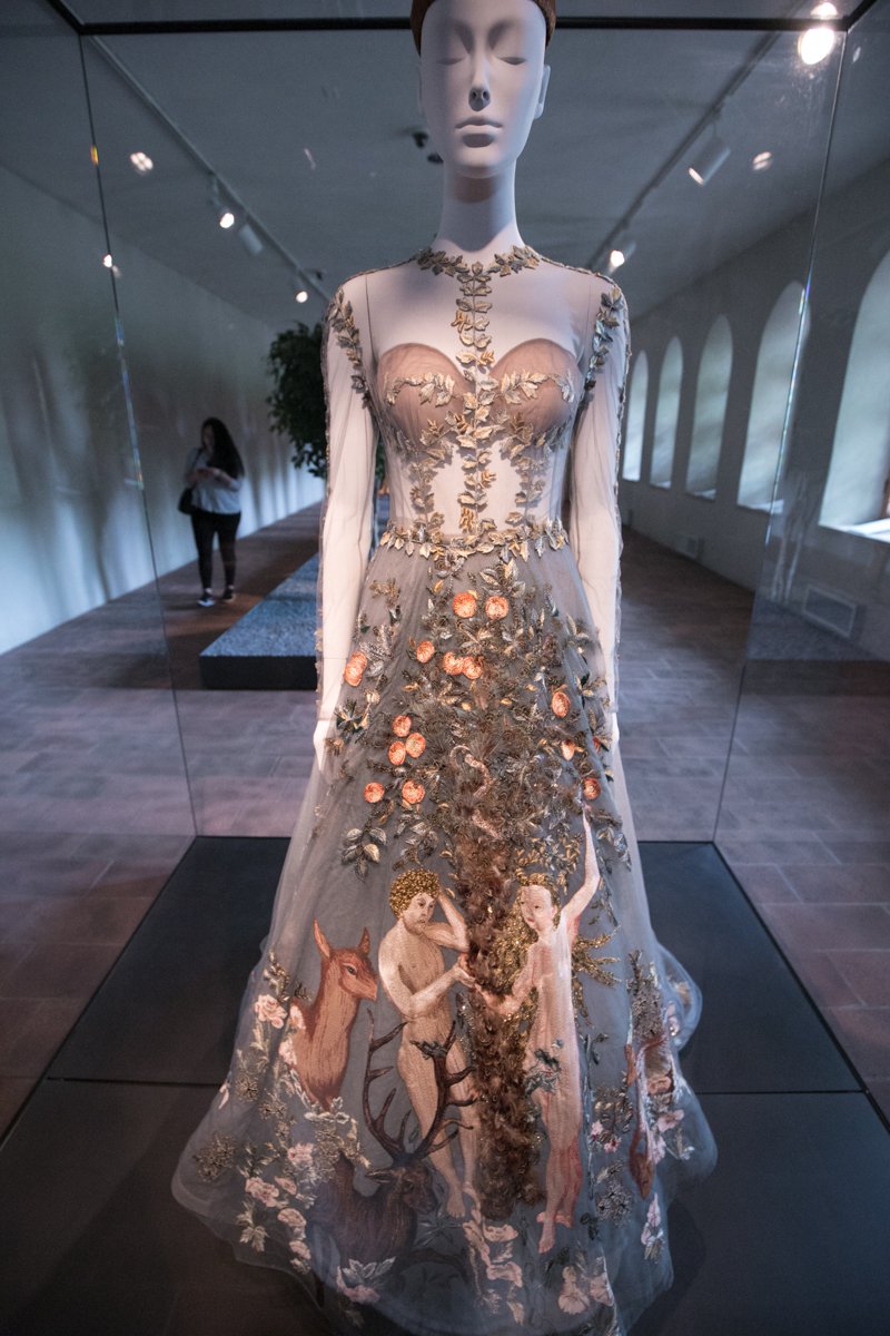 69957450520180510-img_9806-jpg.jpeg Valentino<br>