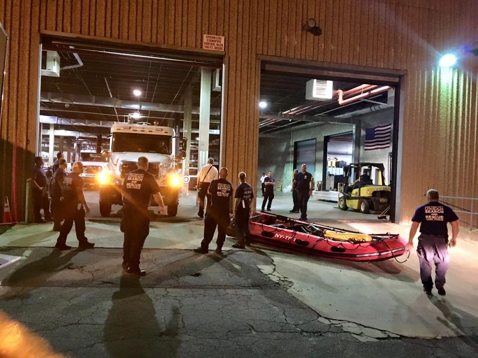 69c786beb21105556_10155501007915729_7310799478630235527_n-jpg.jpeg (FDNY)