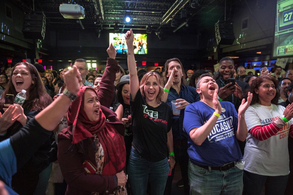 6d7252c3f110718ocasiovictoryparty-9-jpg.jpeg
