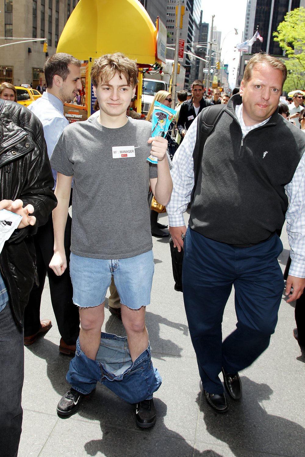 6d95d0fa8.jpeg Jordan showing off his never nude shorts (Netflix)