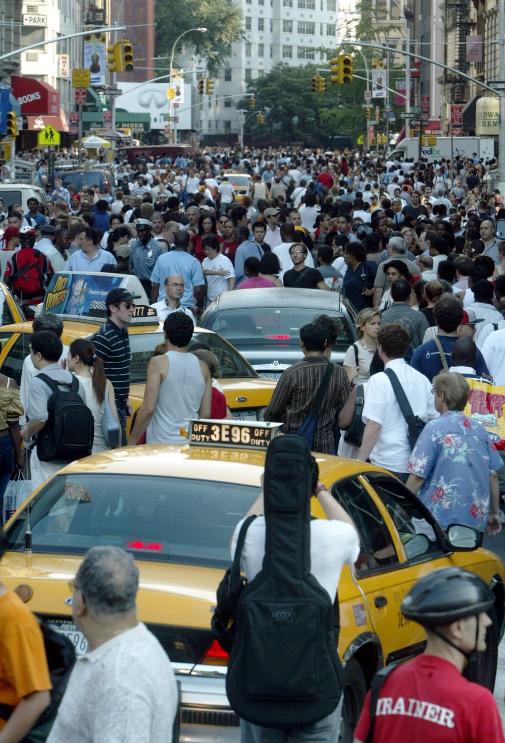 Traffic on Broadway (MIKE APPLETON/AP/Shutterstock)