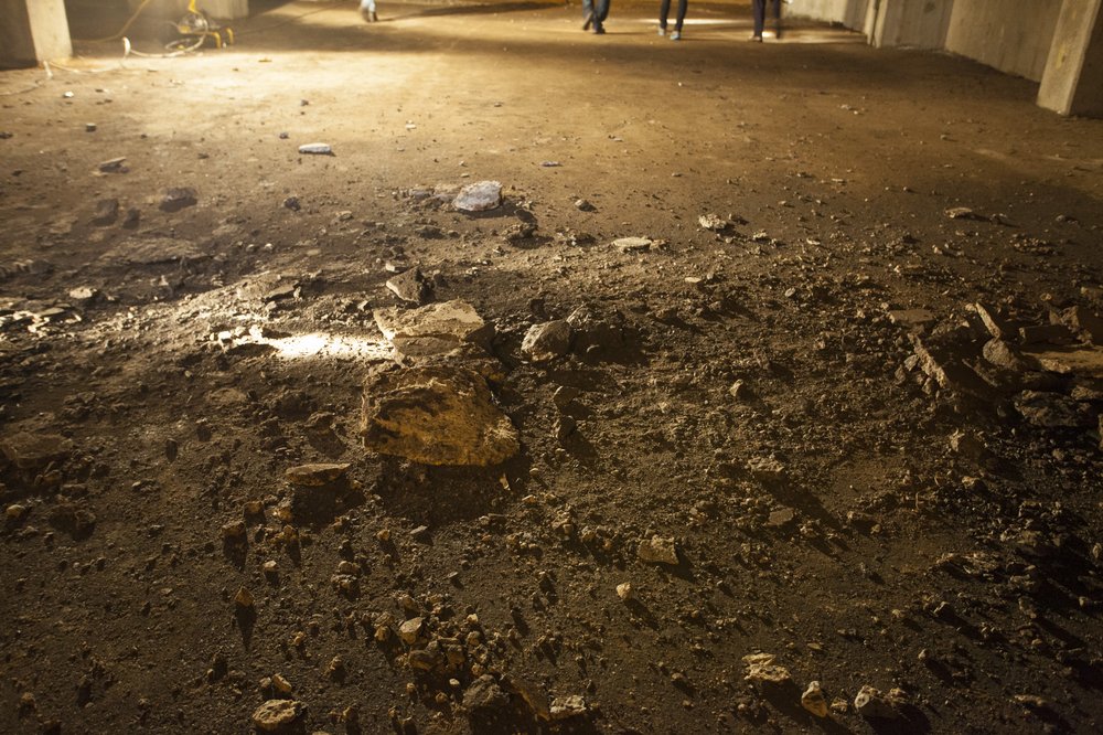 6ee7f3c56img_1378010-jpg.jpeg Lots of concrete just falling from ceiling, which is the underside of the roadway<br>