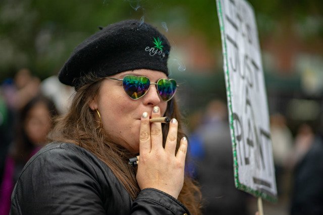 72919weed.jpg