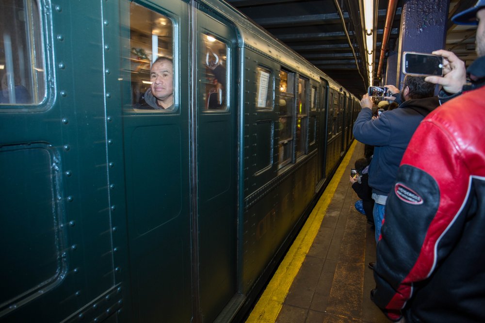 73389b044vintagetrain-34-jpg.jpeg