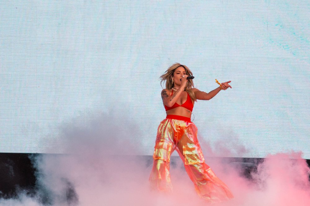 73626598fgovballsat-96-jpg.jpeg Halsey<br/>