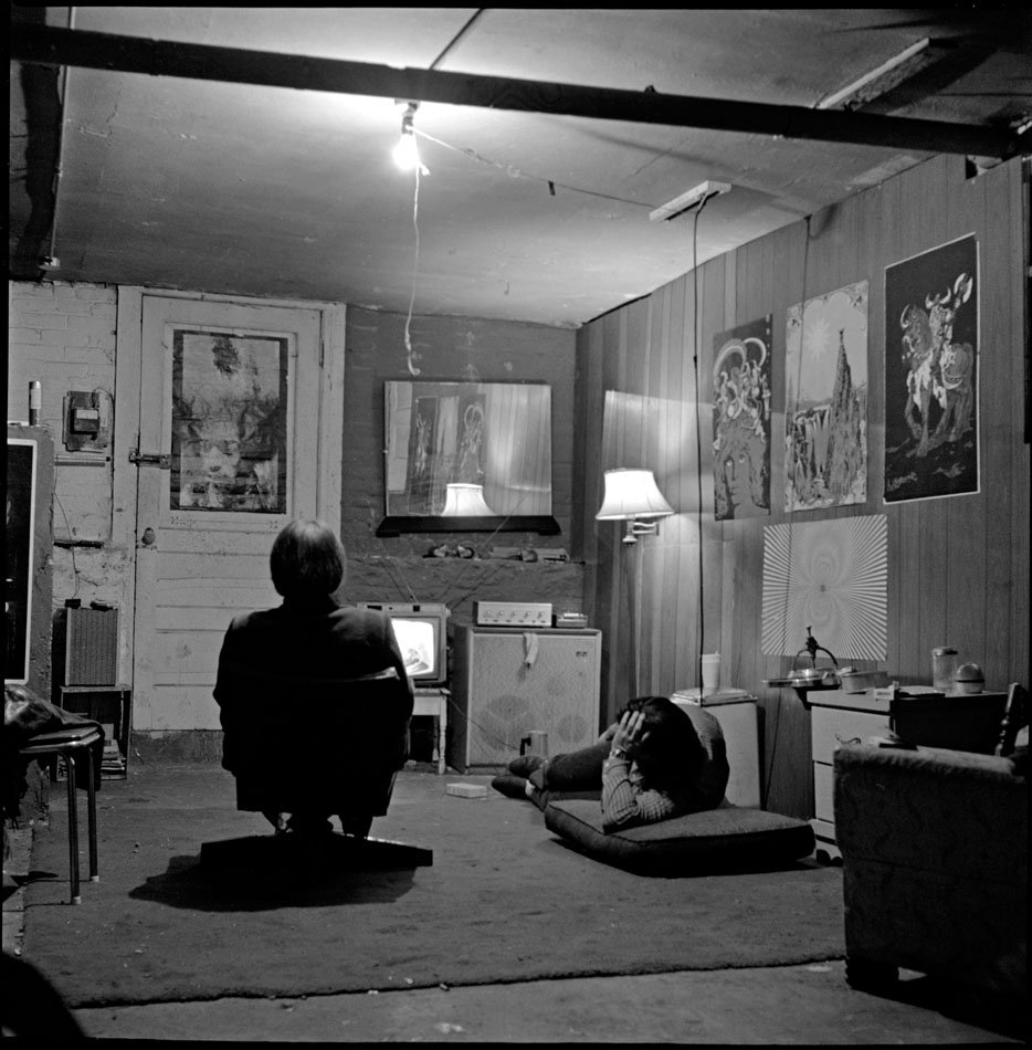 75236b9d9watching-tv-in-ben-s-cellar-40th-street-1971-jpg.jpeg Watching TV in Ben's cellar on 40th Street, 1971.<br/>