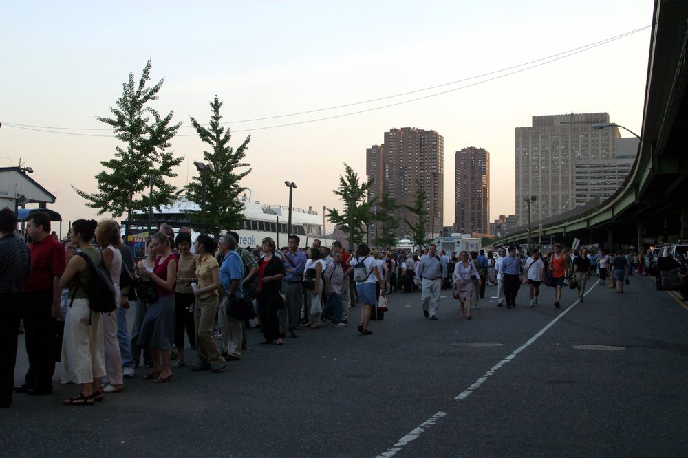 People trying to board NY Waterways ferries (Shutterstock)