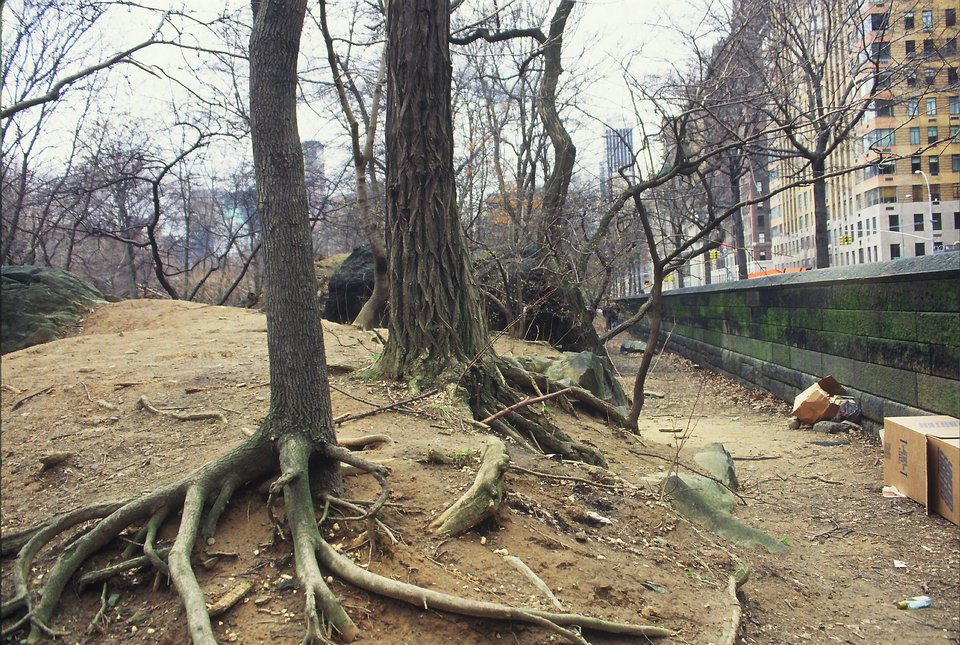 West 72nd Street entrance, 1980s. (Courtesy of the Central Park Conservancy)