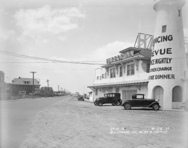7NEWOLDROCK05.jpeg "Beach Channel Drive, west at Beach 116th Street. View of unpaved road and Harbor Inn, view of other houses. April 28, 1937."