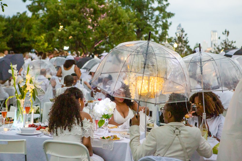 7a8962cc7dinnerenblanc-72-jpg.jpeg