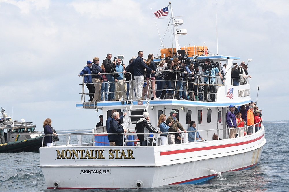 7cc2537ba40668438380_a09609443f_b-jpg.jpeg Reefing enthusiasts<br>