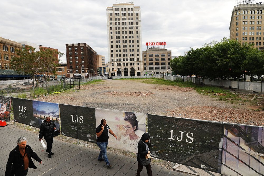 81a35e39agettyimages-681152166-jpg.jpeg The Jersey City property in Journal Square that Kushner Companies is still looking to develop.<br>