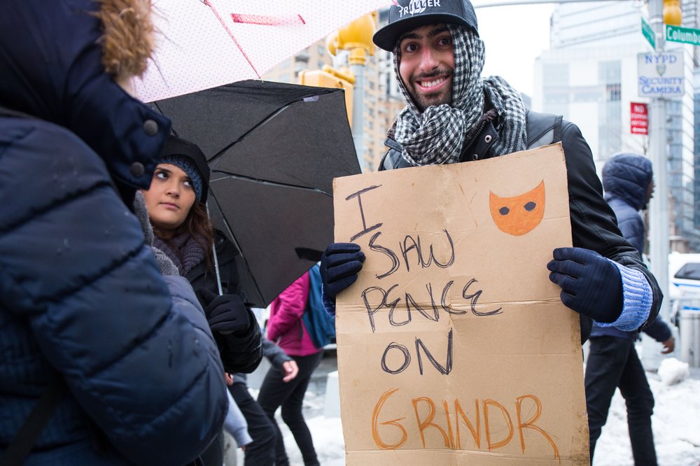 81dfb7313lgbtkiss-27-jpg.jpeg
