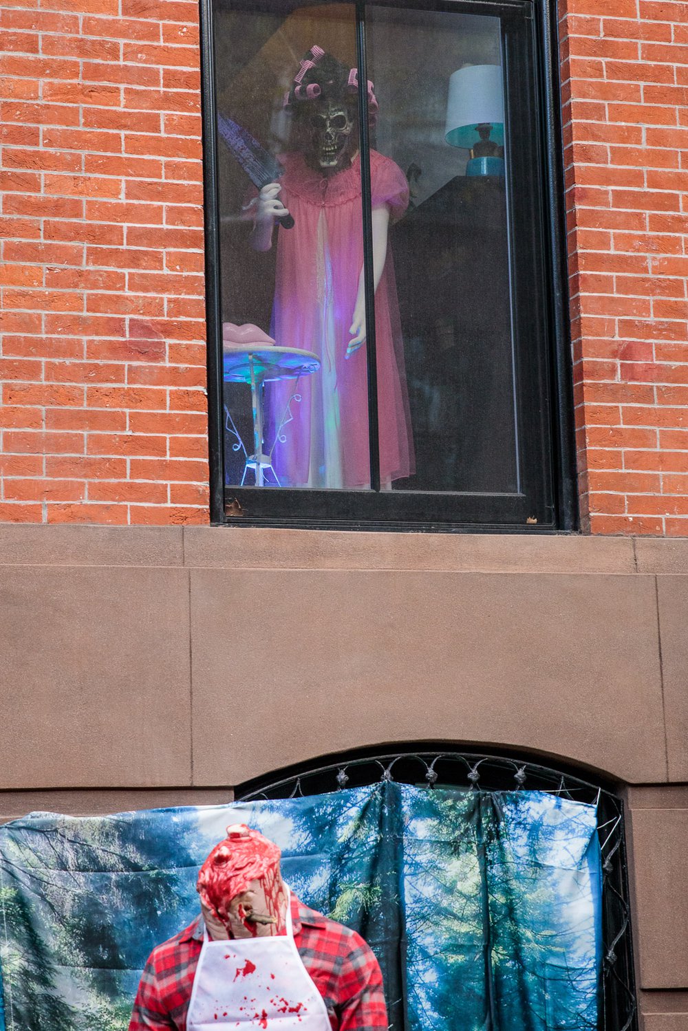 86a6dadb6carrollgardenscobblehillhalloweendecorations-64-jpg.jpeg