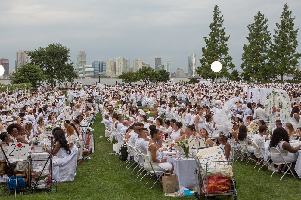 8a9c4a7a5dinnerenblanc-54-jpg.jpeg