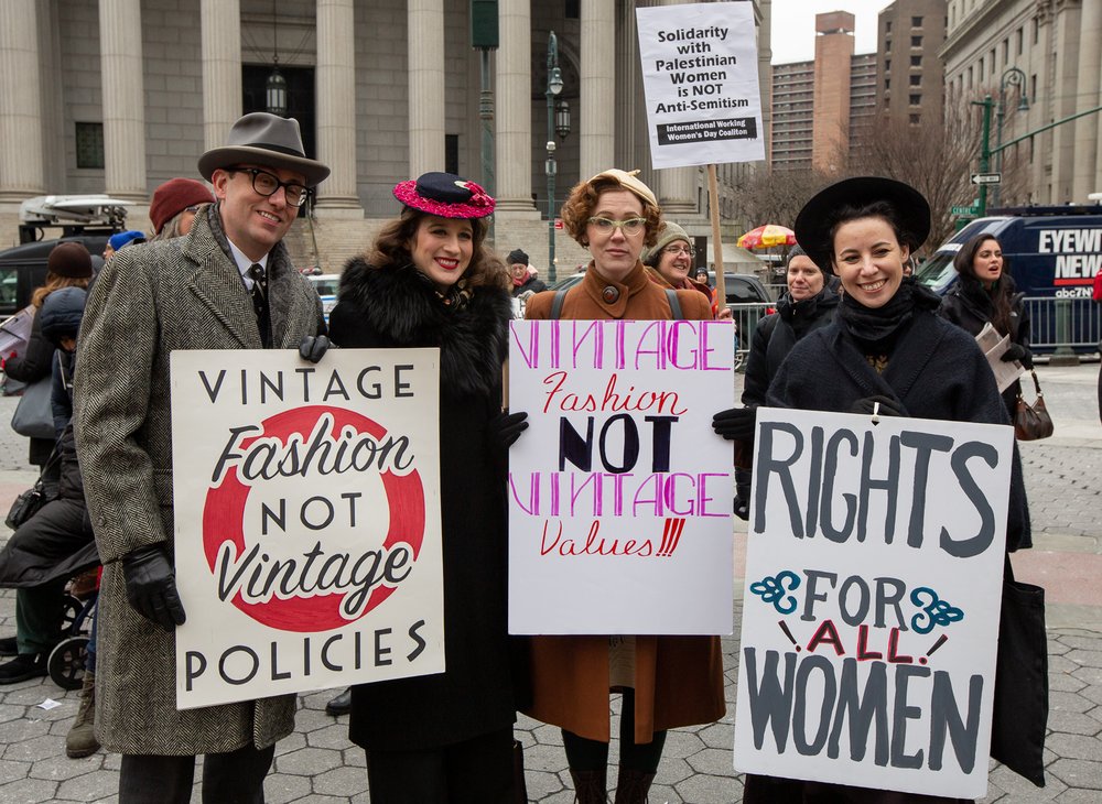 At Foley Square (<a href="https://www.gretchenrobinette.com/">Gretchen Robinette</a> / Gothamist)