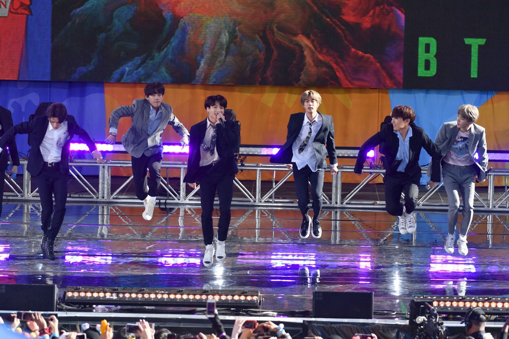 8ec606077shutterstock_10237608w-jpg.jpeg BTS performing on "Good Morning America"<br>