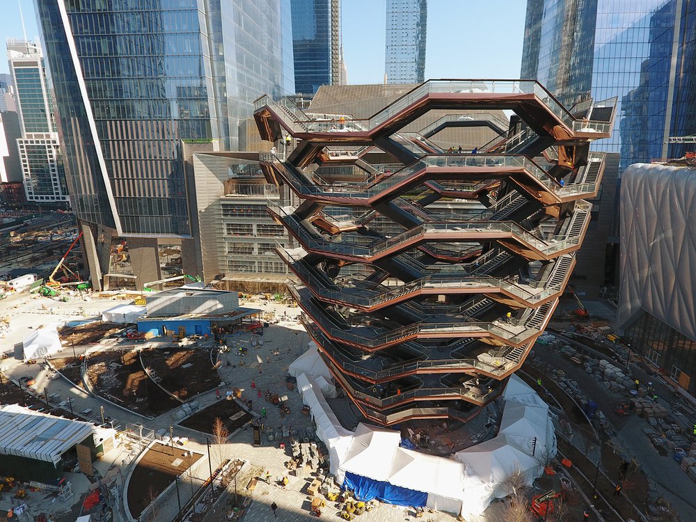 8f1a680addji_0355-jpg.jpeg The Vessel is not supposed to oxidize, because it's made from copper-colored steel cladding (Jake Dobkin / Gothamist)