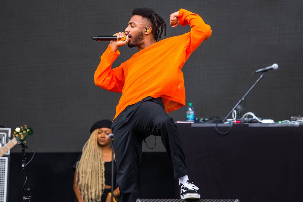 912e1d395govballsun-4-jpg.jpeg Aminé<br/>
