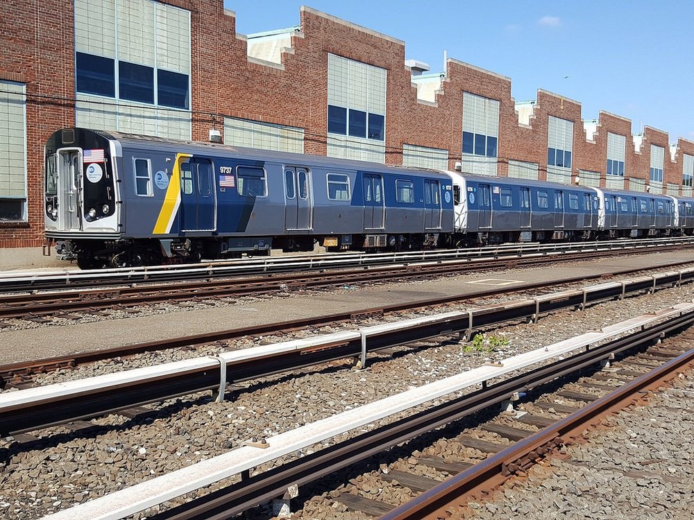 9e7c7b69737217732300_fe87972b0d_b-jpg.jpeg The R-160 cars are part of a 100-car pilot designed to increase the capacity and enhance the performance reliability of the subway car fleet. <br>