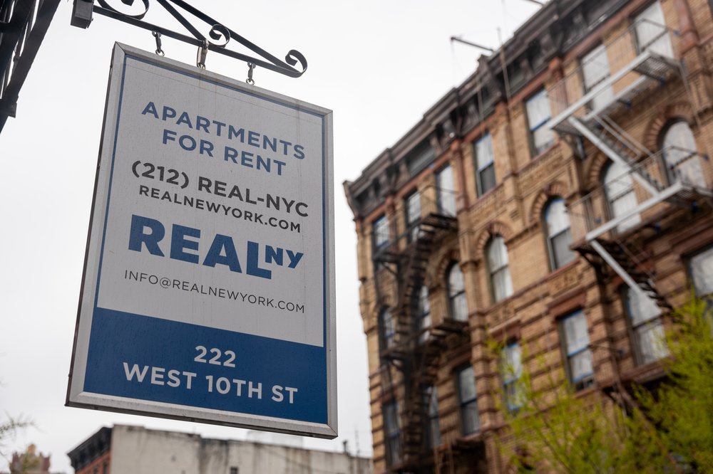 A stock image of a rental sign.