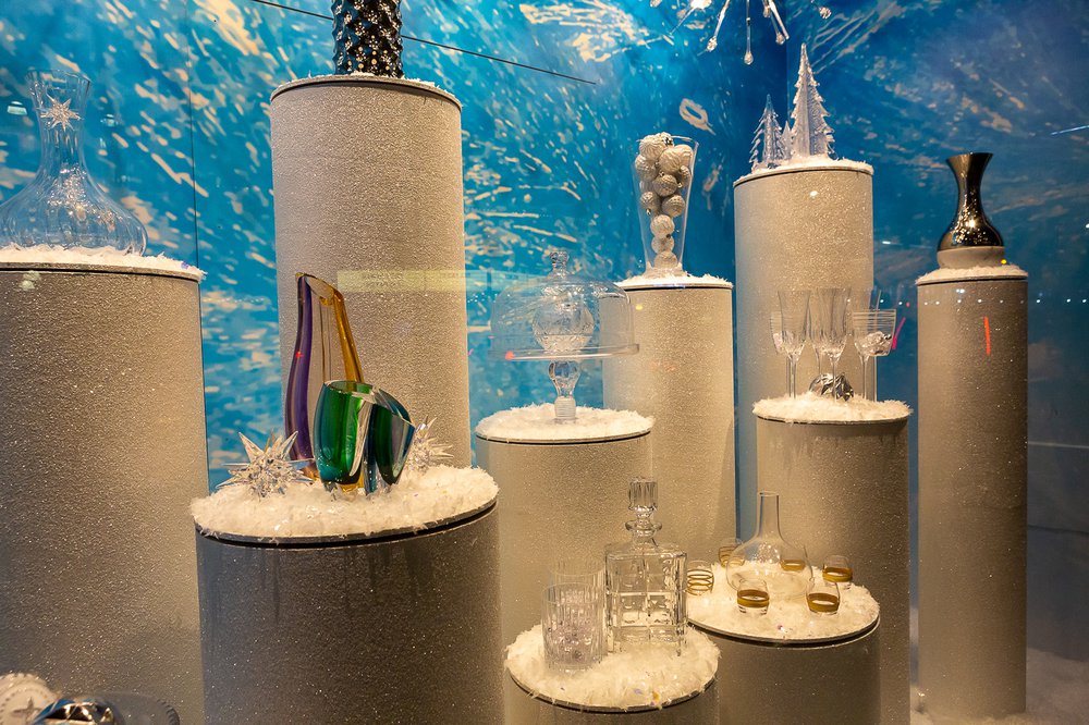 Bloomingdales-7.jpg A photo of Bloomingdale's 2021 holiday window display
