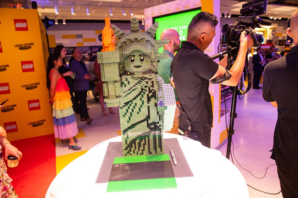 Lego Store 5th Avenue Opening Lego Store 5th Avenue Opening