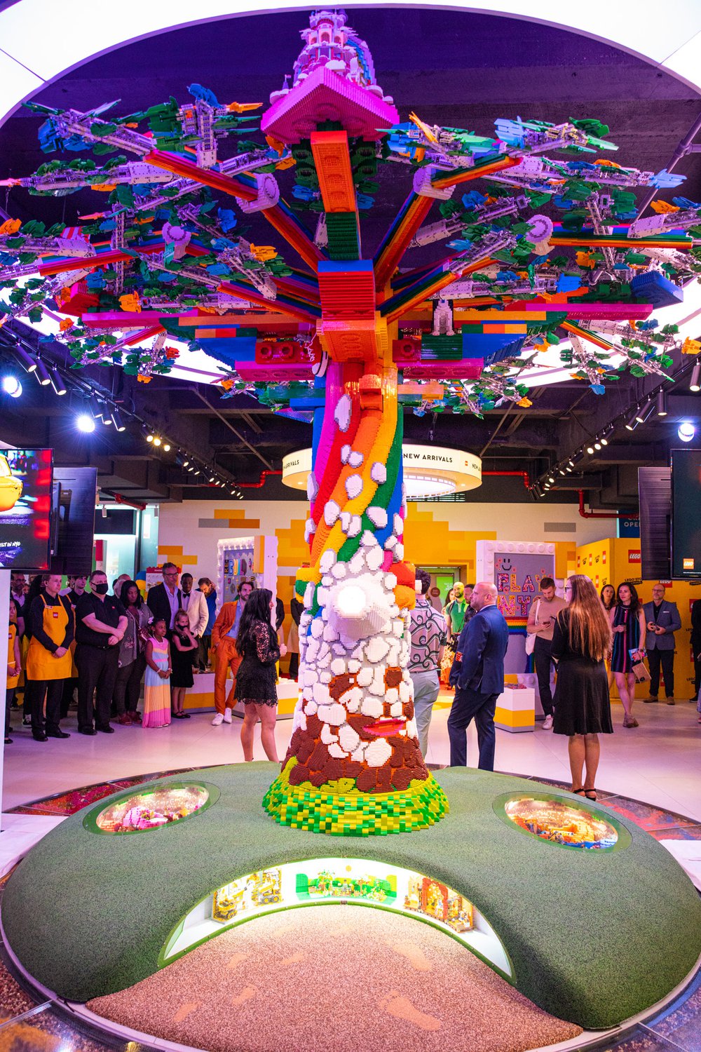 Lego Store 5th Avenue Opening Lego Store 5th Avenue Opening