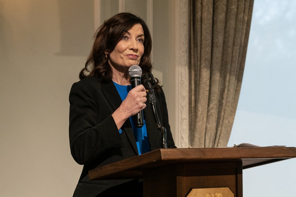 Governor Kathy Hochul speaks at Unbreakable Spirit: Commemorating 1 year of Ukraine Resilience and Resistance at the Ukrainian Institute of America.